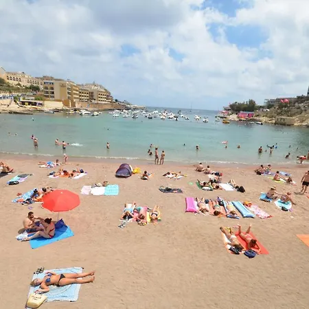 Getawaysmalta - Blue Waters Penthouse In Sliema *