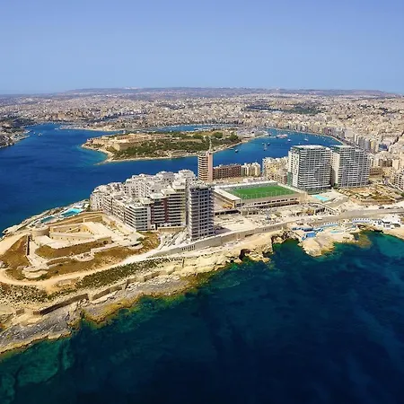 Getawaysmalta - Blue Waters Penthouse In Sliema *